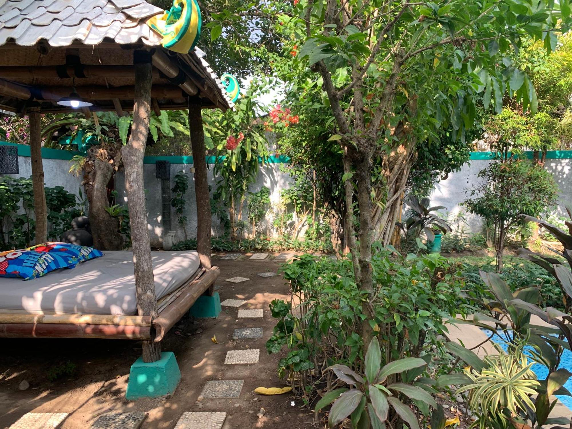 Villa Bougenville Yogyakarta Exteriör bild